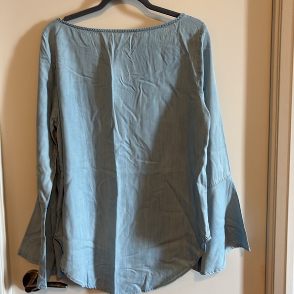 Cloth & Stone Chambray Long Sleeve Tunic Style Shirt, Size Large - Picture 2 of 4
